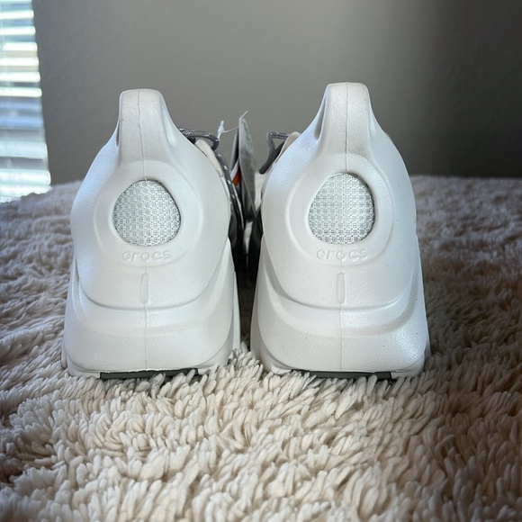 Crocs Nova Trek White Grey NWT men’s 7 women’s 9 - Picture 5 of 7